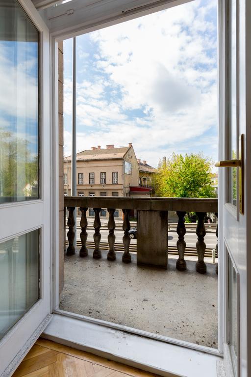 F4 Fiumei Apartment Budapest Exterior foto