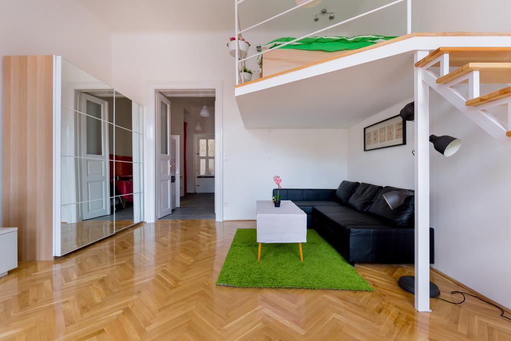 F4 Fiumei Apartment Budapest Exterior foto